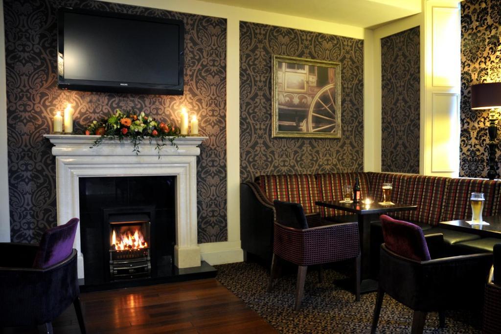 The Shirley Arms Hotel Carrickmacross Kültér fotó